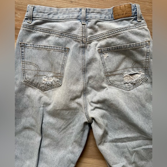 American Eagle Curvy Mom Jeans - Picture 6 of 13